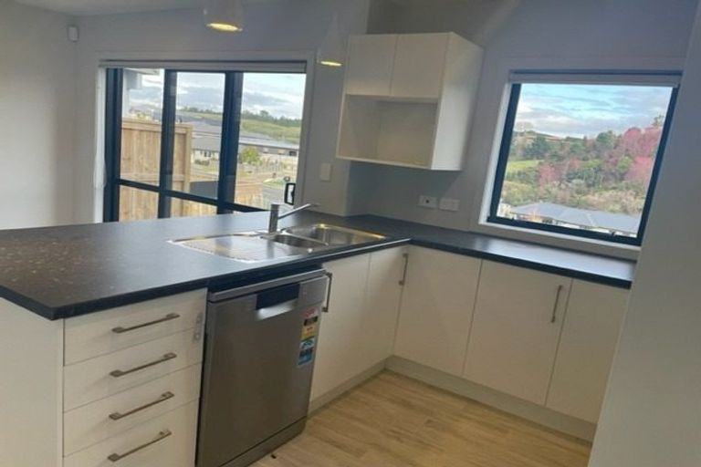 Photo of property in 6 Aneta Way, Pyes Pa, Tauranga, 3112