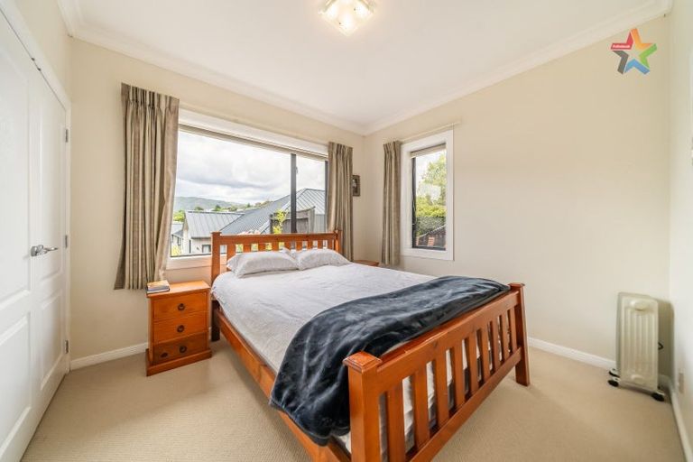 Photo of property in 7 Cottle Heath Close, Manor Park, Lower Hutt, 5019