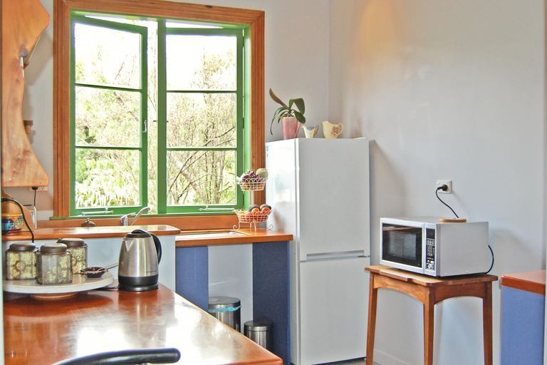 Photo of property in 126 Oneriri Road, Kaiwaka, 0573