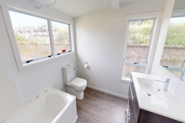 Photo of property in 118 Pahiatua Street, Hokowhitu, Palmerston North, 4410