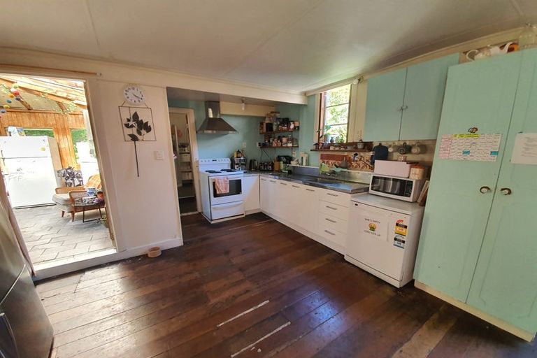 Photo of property in 36 Devon Street, Aro Valley, Wellington, 6021