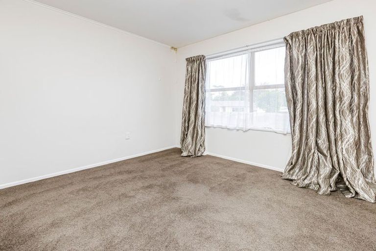 Photo of property in 10 Morrow Terrace, Pukekohe, 2120