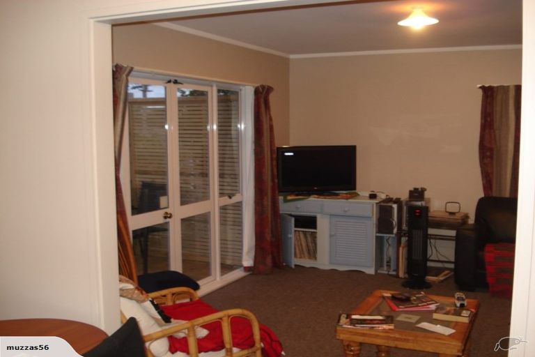 Photo of property in 2 Beadle Place, St Andrews, Hamilton, 3200