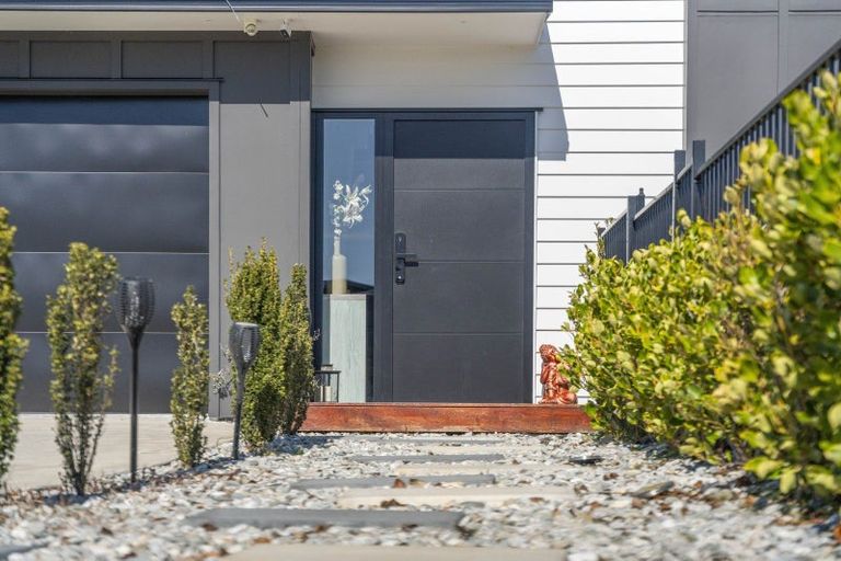 Photo of property in 18 Wai Terrace, Wharewaka, Taupo, 3330