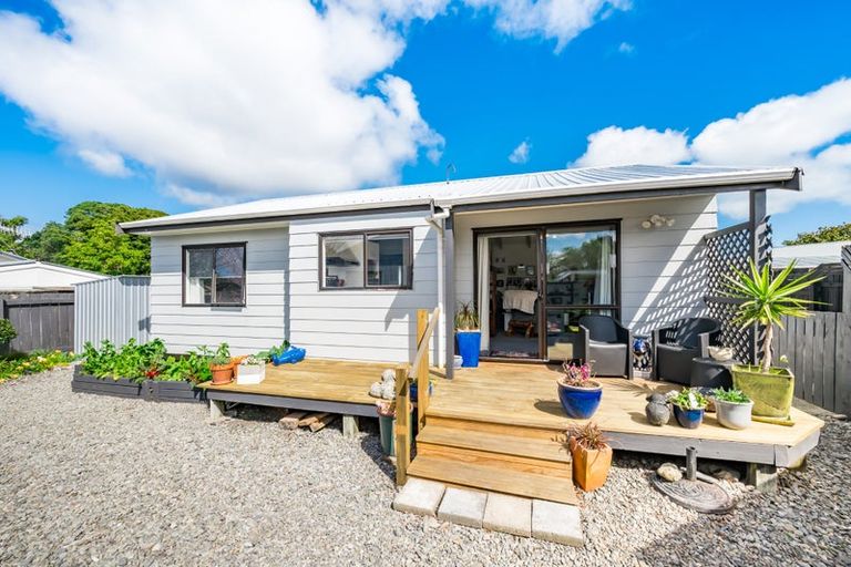 Photo of property in 10a Pukeko Street, Paraparaumu, 5032