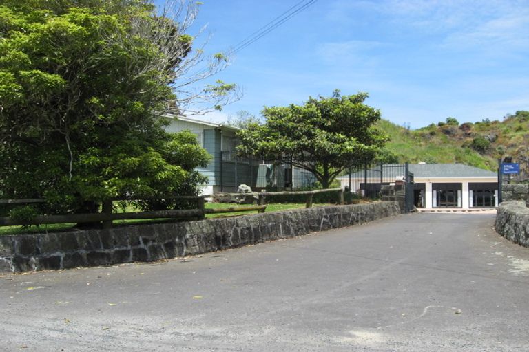 Photo of property in 108 Coronation Road, Mangere Bridge, Auckland, 2022