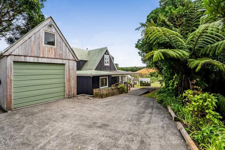 Photo of property in 150 Surrey Hill Road, Kaitake, New Plymouth, 4374