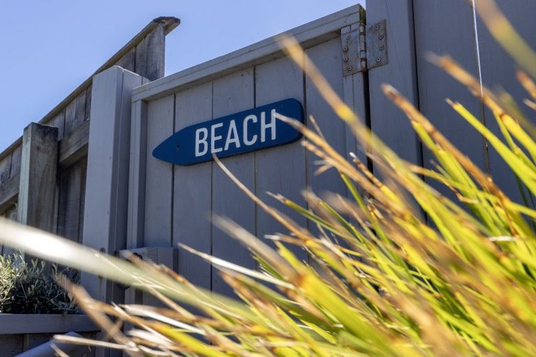 Photo of property in 11a Rosetta Road, Raumati South, Paraparaumu, 5032