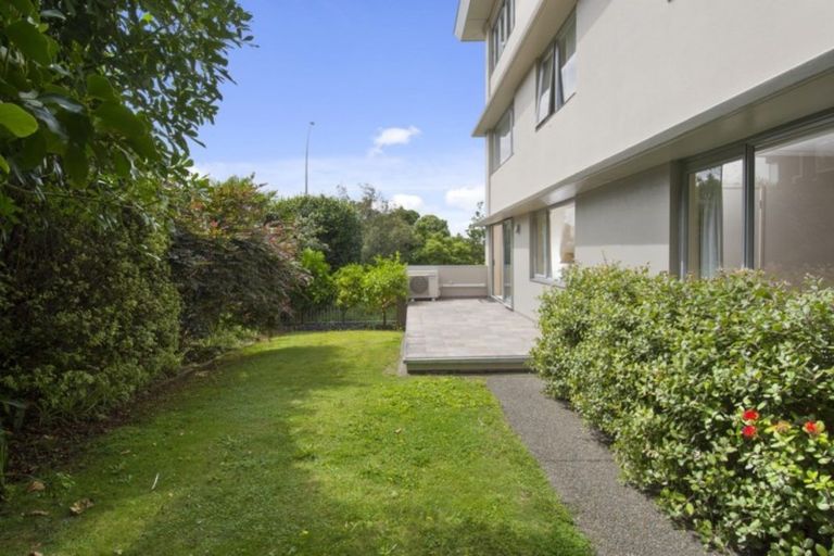 Photo of property in 4/15 Sixth Avenue, Tauranga, 3110