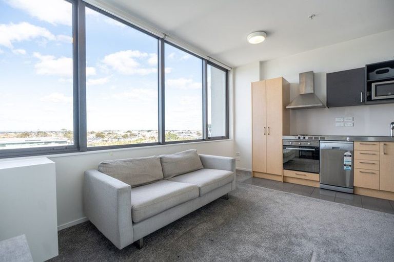 Photo of property in Twin Towers, 613/17 Putney Way, Manukau, Auckland, 2104