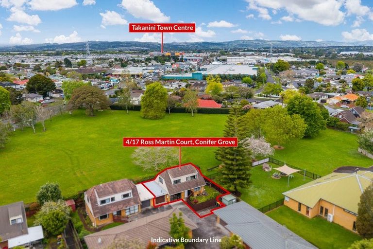 Photo of property in 4/17 Ross Martin Court, Conifer Grove, Takanini, 2112