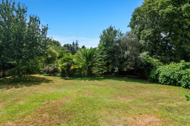 Photo of property in 37 Fairview Road, Western Heights, Rotorua, 3015