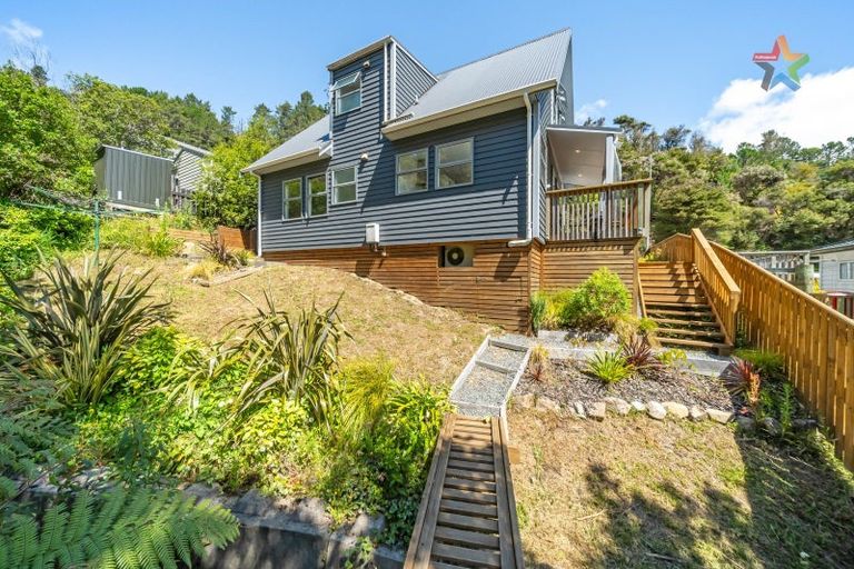Photo of property in 129 Manuka Street, Stokes Valley, Lower Hutt, 5019