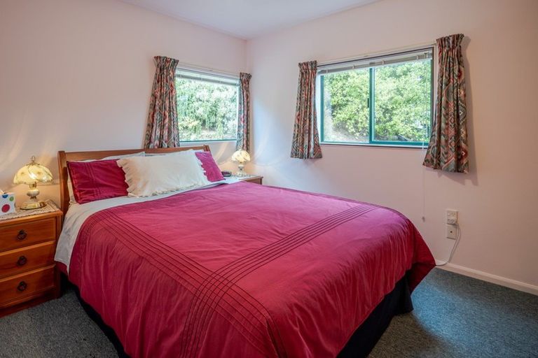 Photo of property in 39 Bayview Crescent, Duvauchelle, 7581