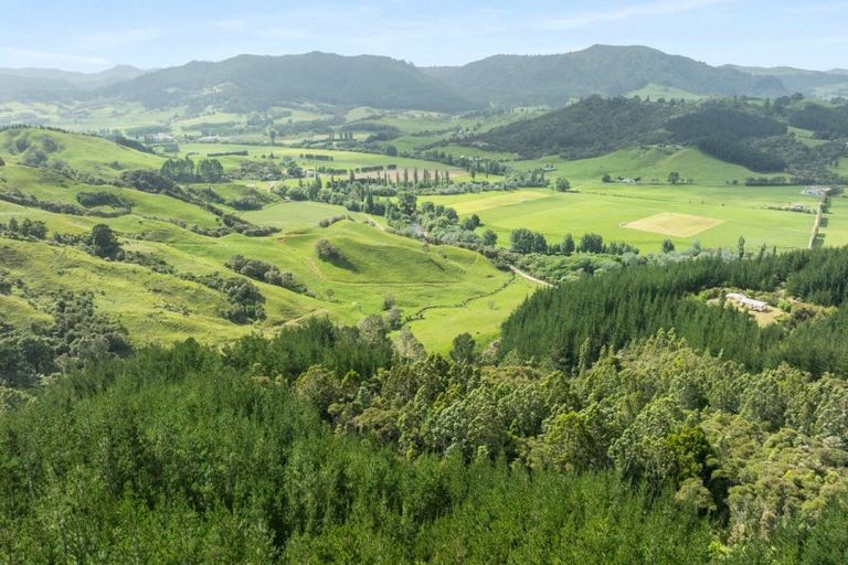 Photo of property in 112 Hikuai School Road, Hikuai, 3579