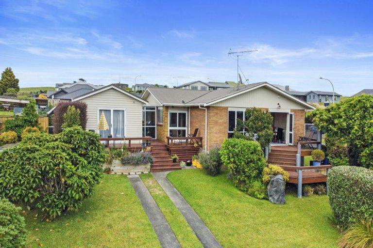 Photo of property in 26 Hillcrest Street, Tirau, 3410