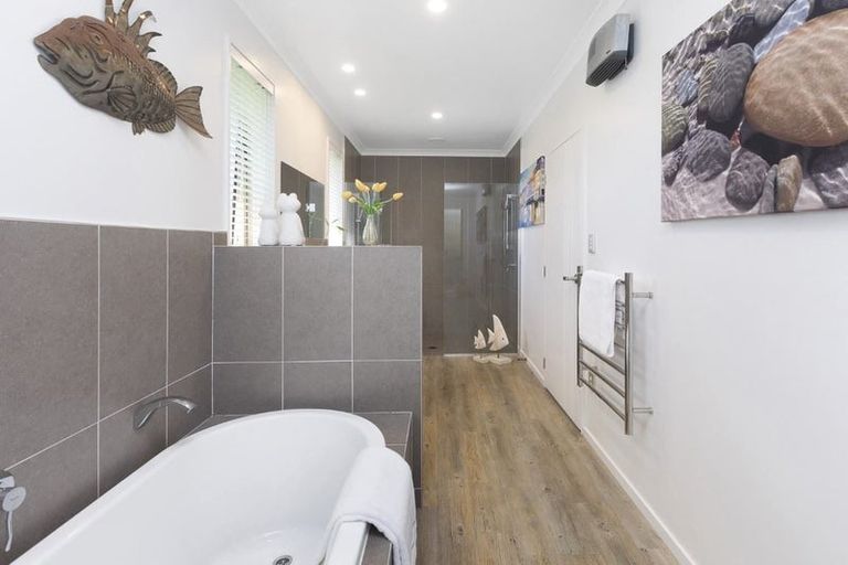 Photo of property in 16 Torrey Pines, Waimairi Beach, Christchurch, 8083