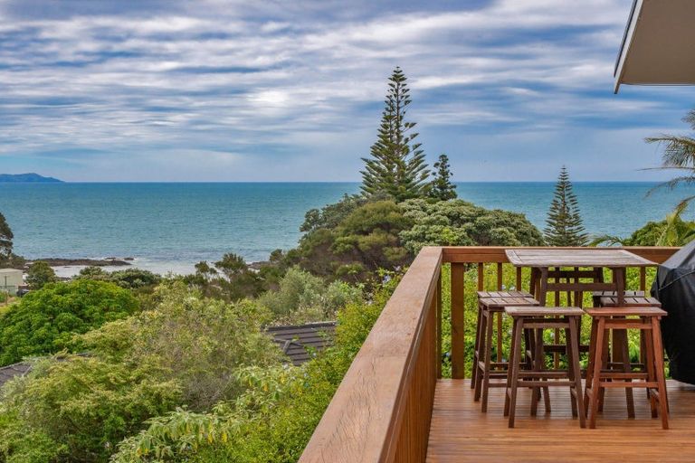 Photo of property in 69 Stratford Drive, Cable Bay, 0420
