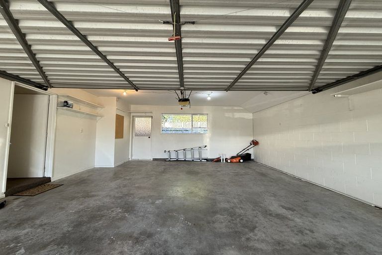 Photo of property in 32 Oxley Avenue, St Albans, Christchurch, 8014