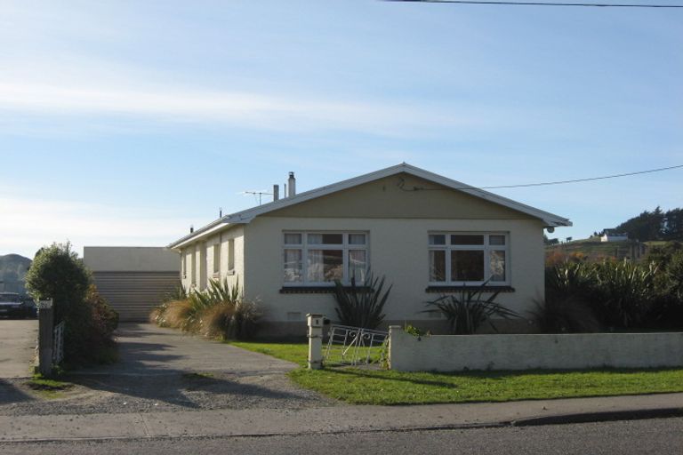 Photo of property in 7 Oxford Street, East Gore, Gore, 9710