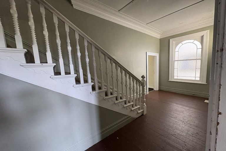 Photo of property in 1/18 Clifton Terrace, Kelburn, Wellington, 6012