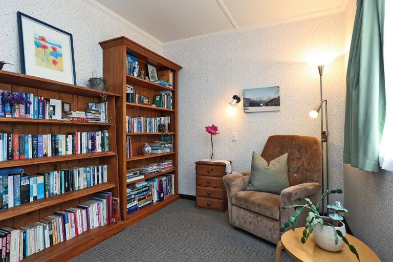 Photo of property in 15 Golding Road, Taradale, Napier, 4112