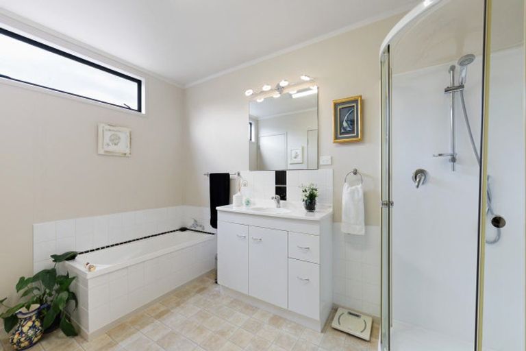 Photo of property in 40 Point Wells Road, Point Wells, Warkworth, 0986