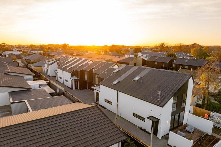 Photo of property in 3/25 Allard Street, Edgeware, Christchurch, 8013