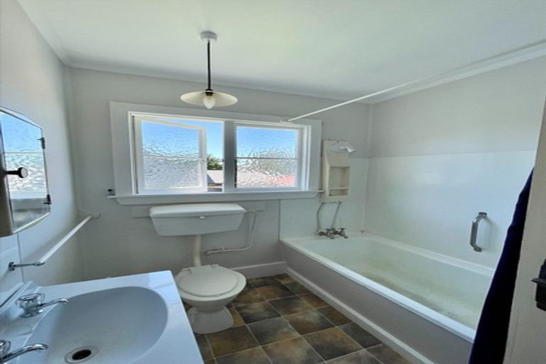 Photo of property in 12 Forest Road, Geraldine, 7930