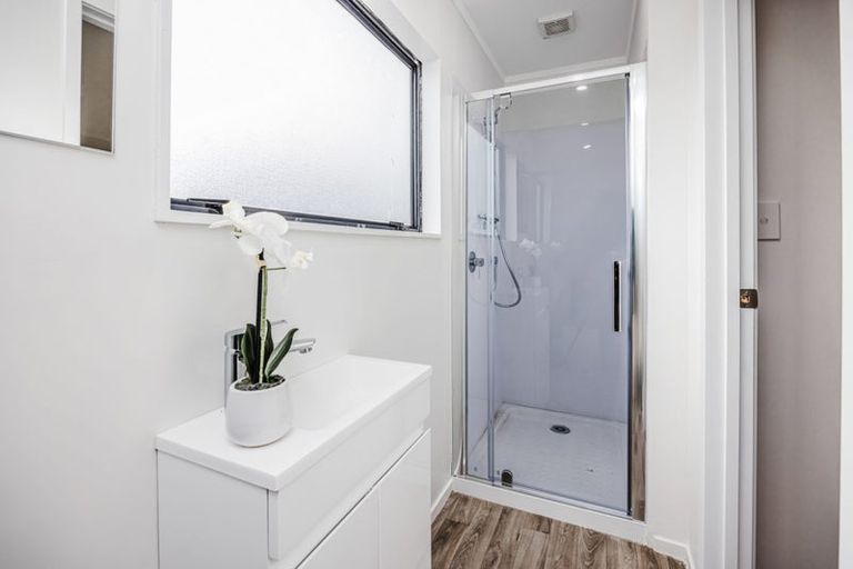 Photo of property in 80 Cottingham Crescent, Mangere East, Auckland, 2024