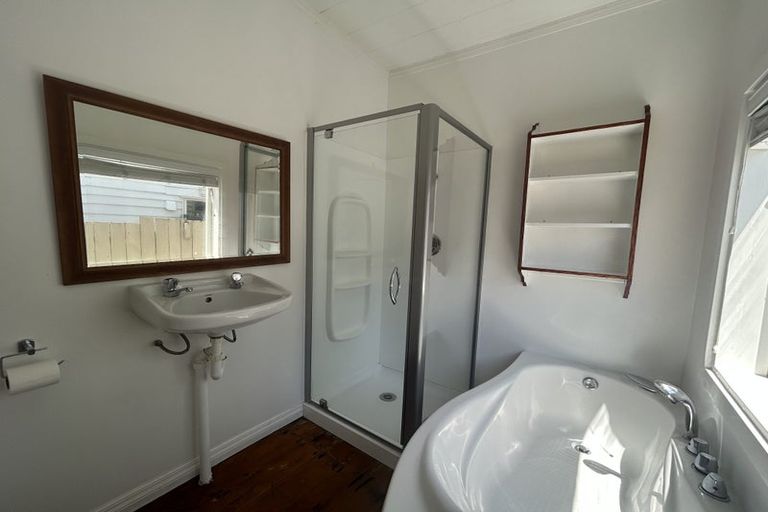 Photo of property in 52 Calliope Road, Devonport, Auckland, 0624