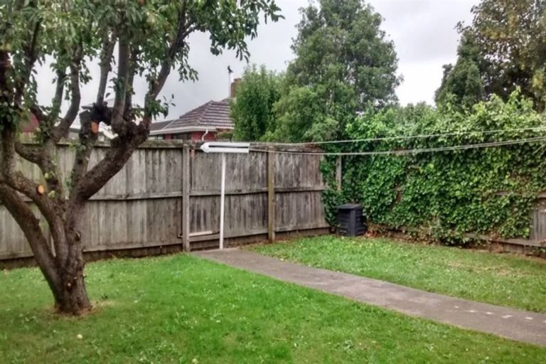 Photo of property in 2/294a Westminster Street, Mairehau, Christchurch, 8013