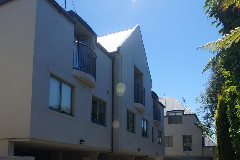 Photo of property in 4/49 Gloucester Street, Christchurch Central, Christchurch, 8013