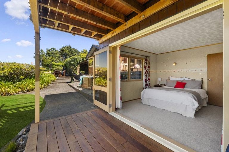 Photo of property in 40 Rock Isle Road, Torbay, Auckland, 0630