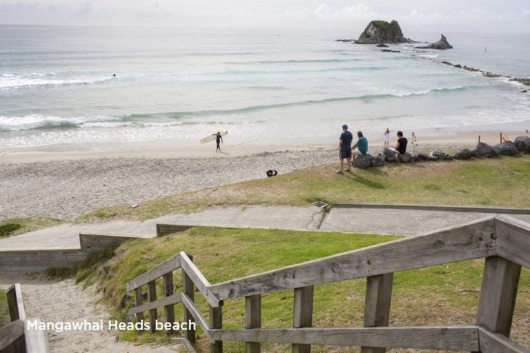 Photo of property in 17 Kahu Drive, Mangawhai, 0505