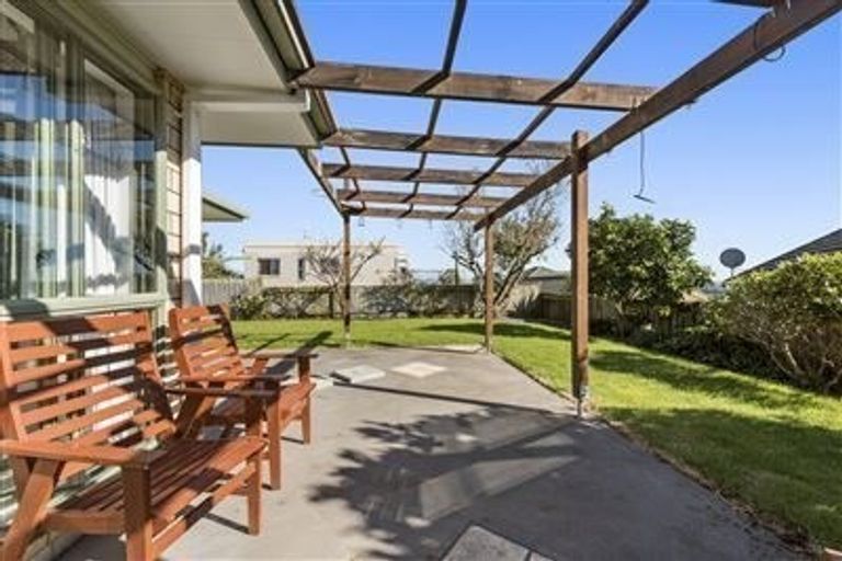 Photo of property in 62 Waikite Road, Welcome Bay, Tauranga, 3112