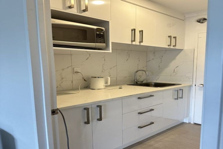 Photo of property in 65 Edendale Road, Somerville, Auckland, 2014