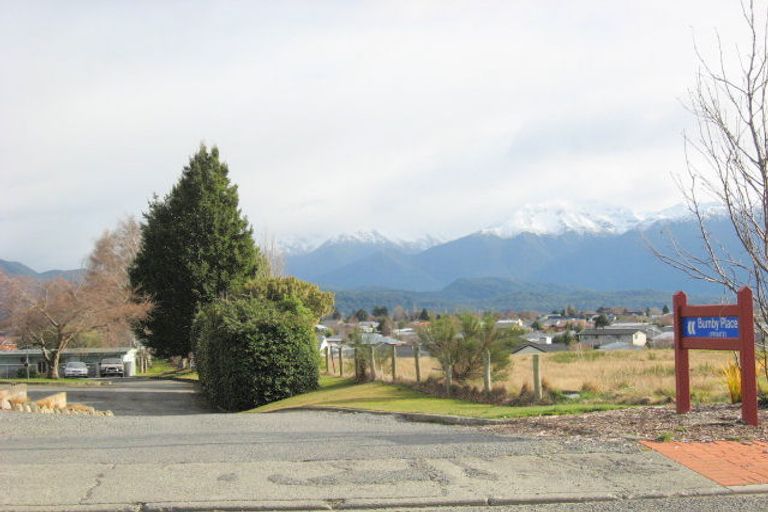 Photo of property in 5 Burnby Place, Te Anau, 9679