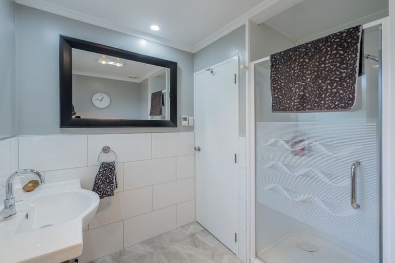 Photo of property in 14 Matipo Street, Levin, 5510