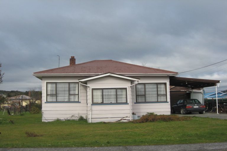 Photo of property in 19 Pitt Street, Runanga, 7803