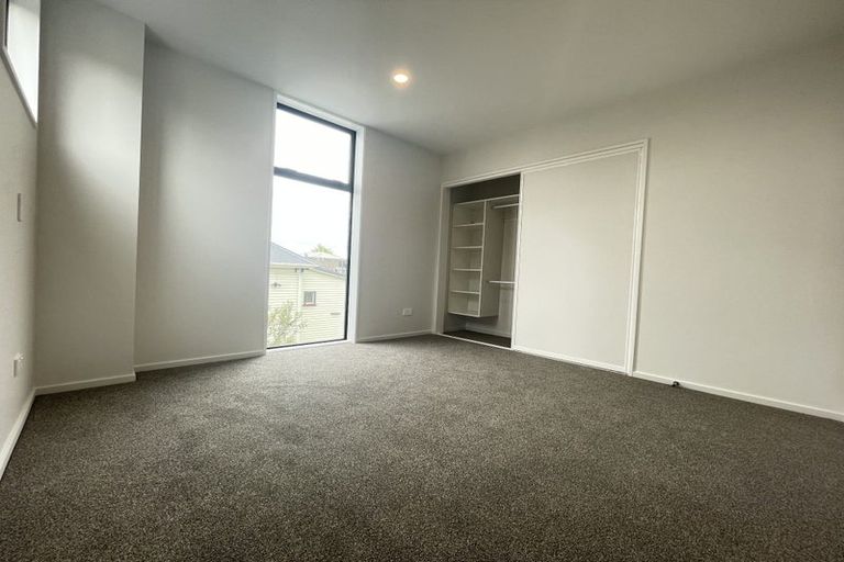 Photo of property in 88 Holly Road, St Albans, Christchurch, 8014