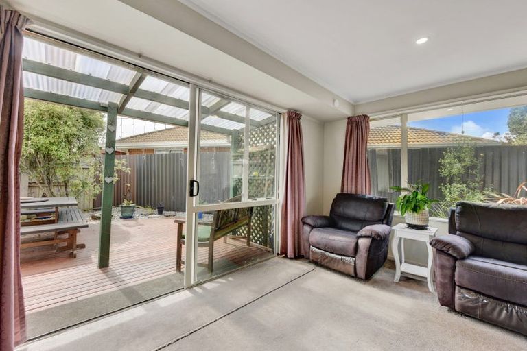 Photo of property in 2/16 Vining Crescent, Stoke, Nelson, 7011