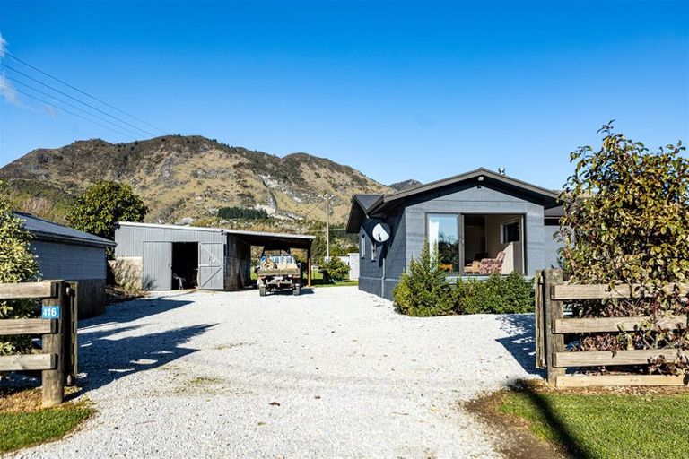 Photo of property in 416 Glenview Road, Motupipi, Takaka, 7183