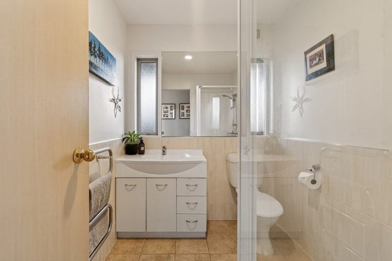 Photo of property in 19 Brodie Place, Bethlehem, Tauranga, 3110