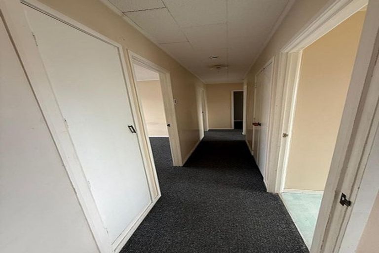 Photo of property in 2/100 Cargill Street, Papakura, 2110