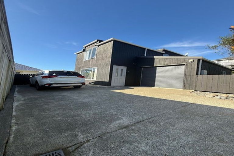Photo of property in 39a Bannister Avenue, Johnsonville, Wellington, 6037