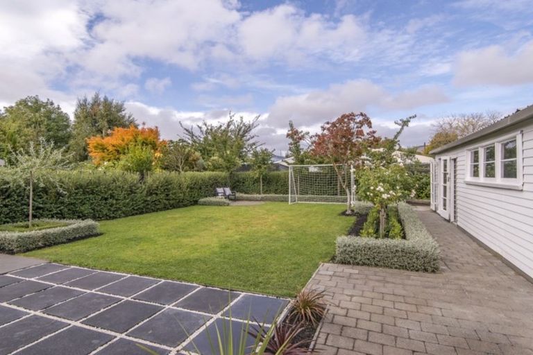 Photo of property in 14 Stenness Avenue, Somerfield, Christchurch, 8024