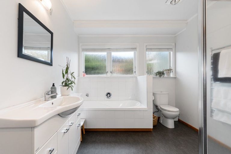 Photo of property in 11 Sharyn Place, Brookfield, Tauranga, 3110