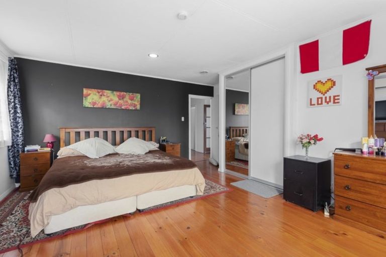 Photo of property in 37 Mary Crescent, Elderslea, Upper Hutt, 5018