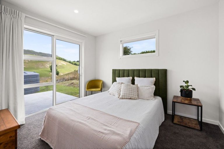 Photo of property in 967 Kahuranaki Road, Kahuranaki, Havelock North, 4295